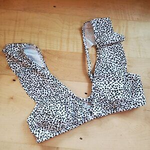 EUC Shein Black and White Polka Dot Pull On Ruffled Sleeve Swimsuit Top Size Med